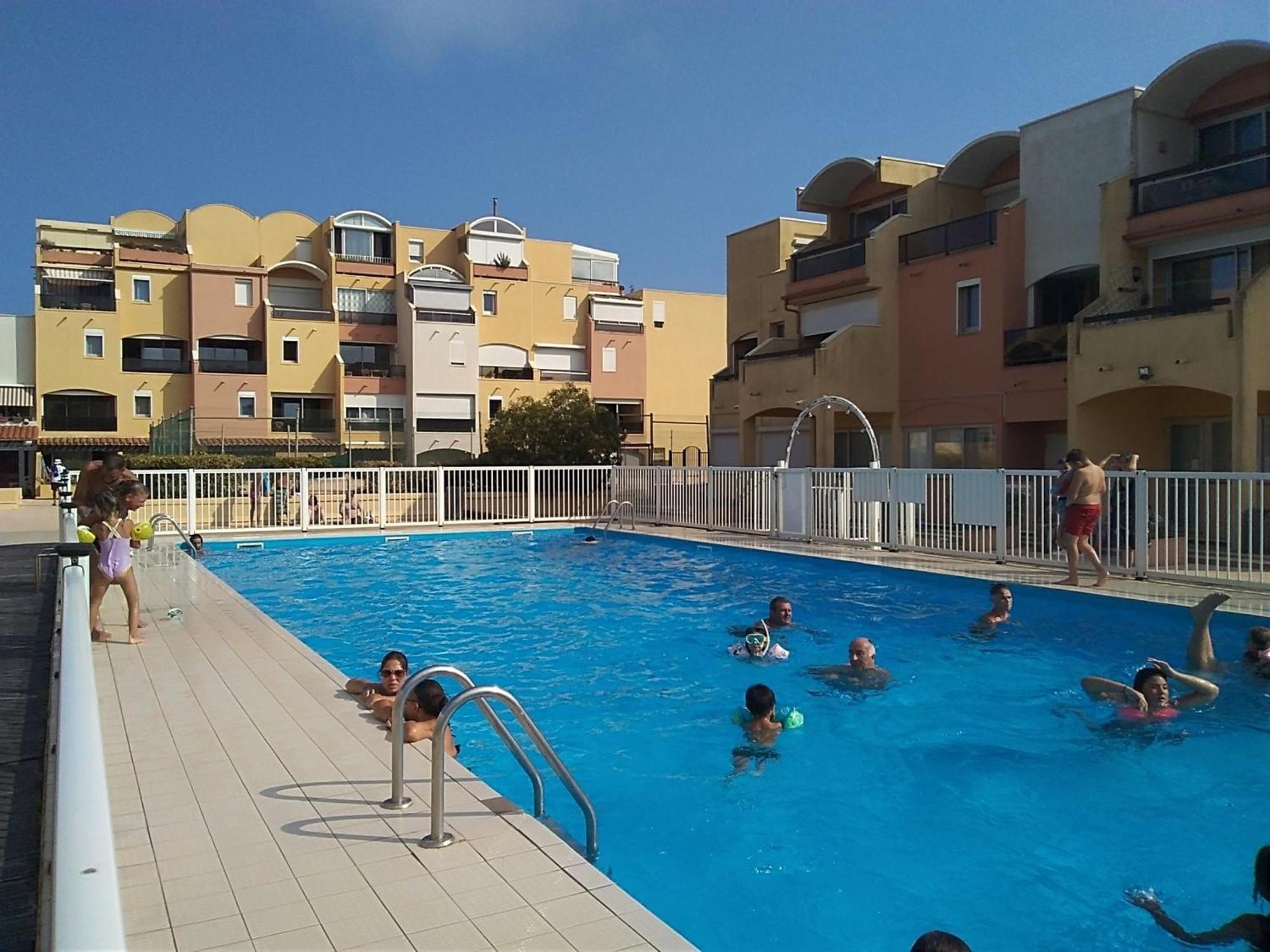 Apartment - T2 Climatise, Piscine, Tennis, Proche Et Commerces, 4/5 Pers - Fr-1-796-4 Gruissan